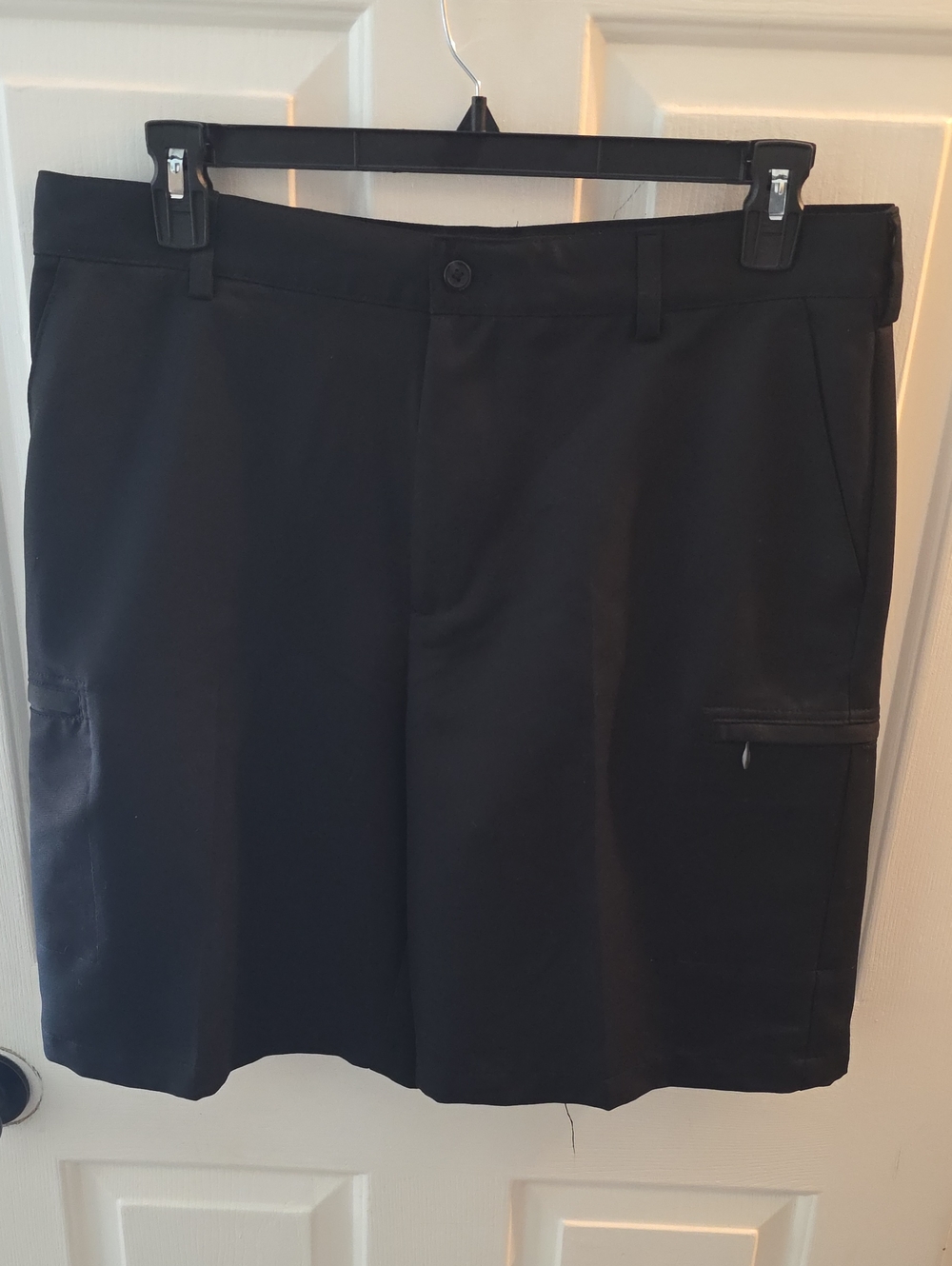 Izod Black Cargo Golf Shorts